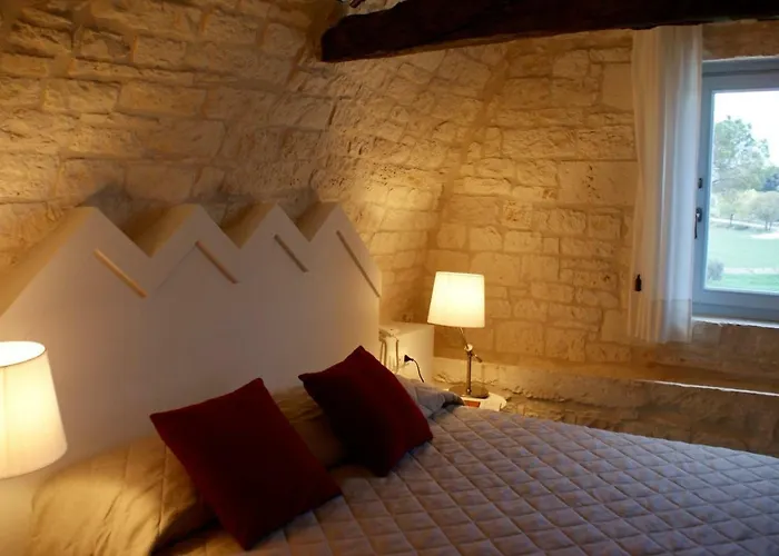 Hotel Masseria Grofoleo 4*